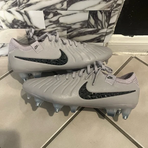 NEW Nike Tiempo Legend 10 Elite SG Anti-Clog HF4375-001 Size 6